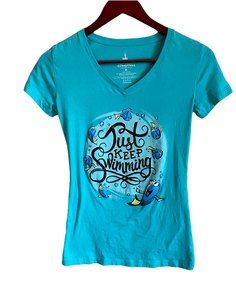 Disney Parks  Just Keep Swimming Dory Short Sleeve TShirt Womens Sz M Turquoise